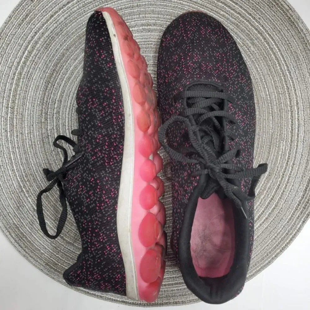 🔥4/$25 Women’s Sneakers Black & Pink Lace Up Athletic Sneakers Size 8